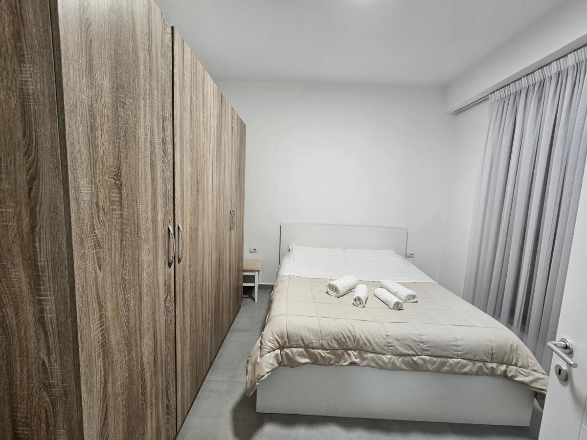 Apartment Daily In Center Tirana